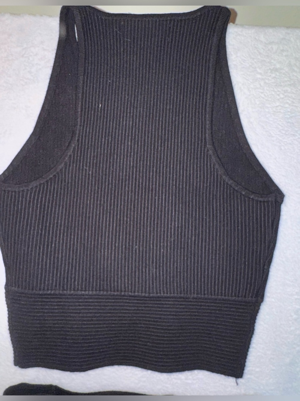 House of Harlow 1960 Ribbed 2PC Set Crop + Skirt - Picture 8 of 12